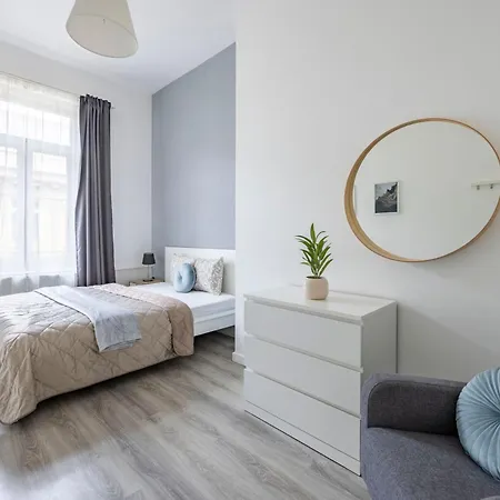 Apartment Super Cozy Next To The Eye