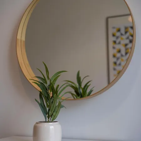 Apartment Super Cozy Next To The Eye *